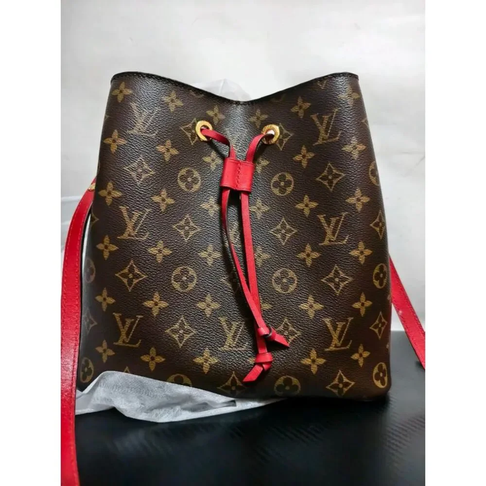 Louis Vuitton Women Pre-Loved Bag Very Good Condition